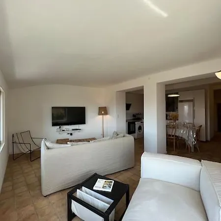 - Le Loft Apartment *